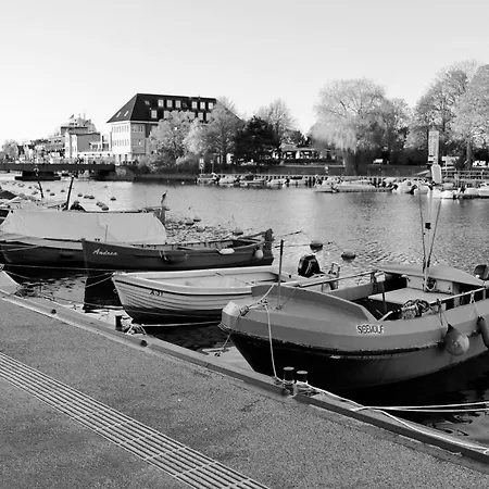 -am Strom 41- In Warnemuende Rostock